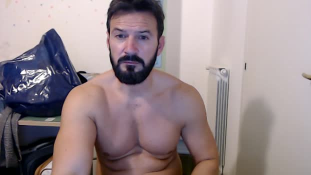 muscoloporco Pretty Webcam SHOW @ Cam4 03-01-2025