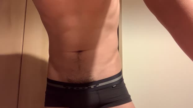 pikkoro555 prettyface Webcam SHOW @ Cam4 03-01-2025