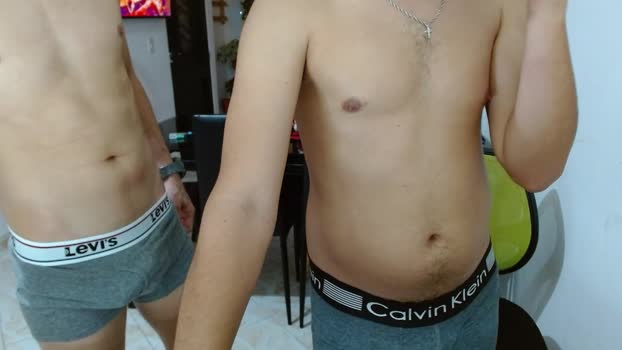 giannandblake Ass Webcam SHOW @ Cam4 05-01-2025