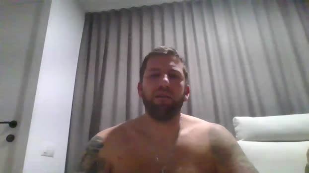 SantiBanton_ jerkoff Webcam SHOW @ Cam4 06-01-2025