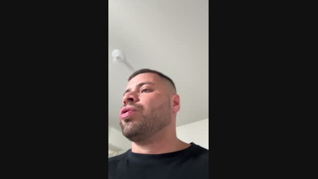 Pedrobarboza01 naughty Webcam SHOW @ Cam4 08-01-2025