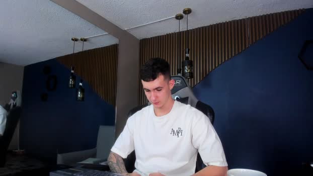 JacksonOlsenn kiss Webcam SHOW @ Cam4 16-01-2025
