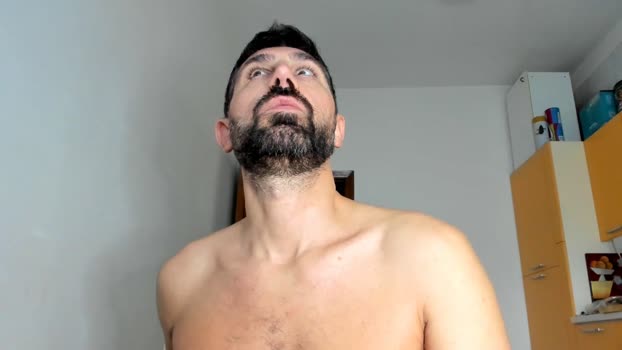 italysexyman toy Webcam SHOW @ Cam4 20-01-2025