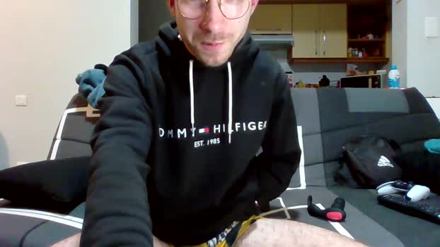 thomas954 play Webcam SHOW @ Cam4 21-01-2025