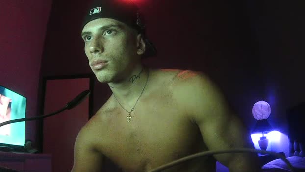 onlybauti kiss Webcam SHOW @ Cam4 27-01-2025