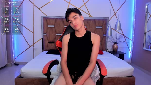 Gerony spank Webcam SHOW @ Cam4 28-01-2025