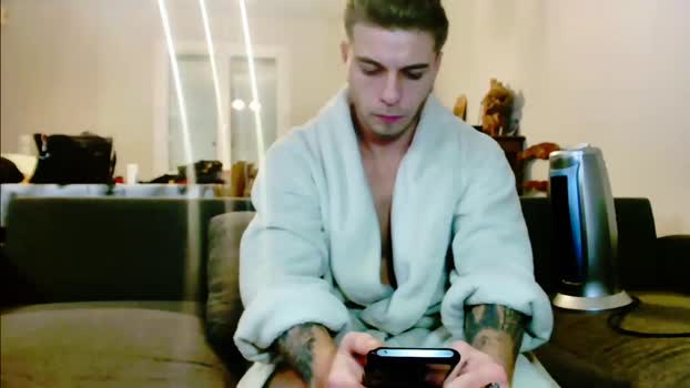 Elka_fit28 Nude Webcam SHOW @ Cam4 29-01-2025