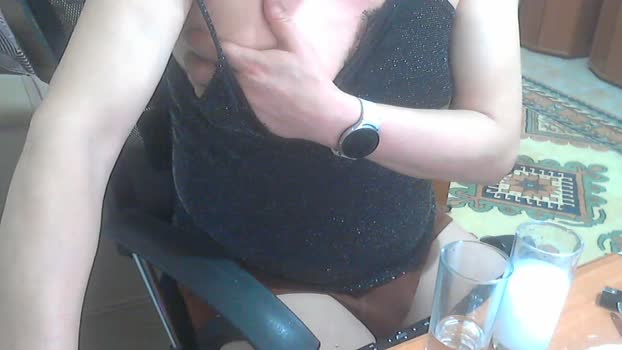 pollen_07 oral Webcam SHOW @ Cam4 01-02-2025