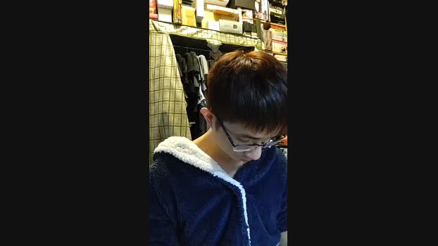 weimeixi handsome Webcam SHOW @ Cam4 04-02-2025