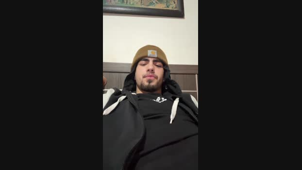 Jovencitobcn21 bigtoys Webcam SHOW @ Cam4 05-02-2025