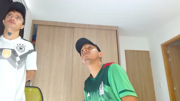 Skinny23cm fuckme Webcam SHOW @ Cam4 05-02-2025