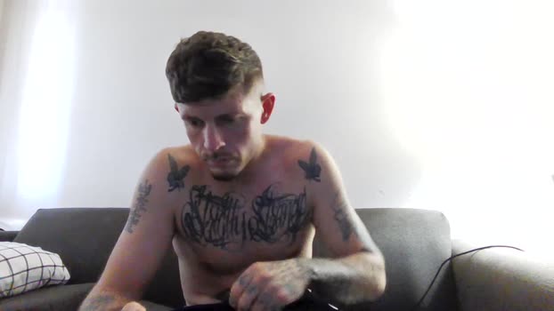 David_in_702 handsome Webcam SHOW @ Cam4 05-02-2025