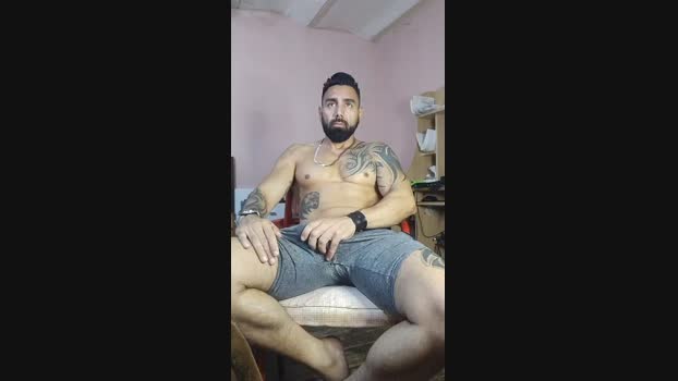 Xavier_82 sweet Webcam SHOW @ Cam4 08-02-2025