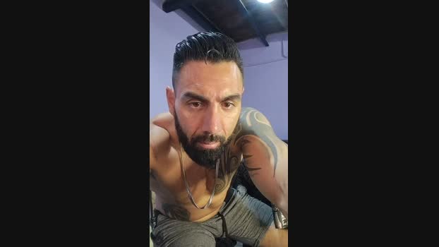 Xavier_82 fuckher Webcam SHOW @ Cam4 08-02-2025