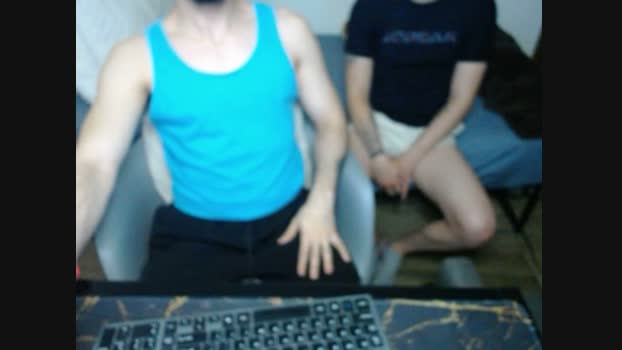 Lealboy kiss Webcam SHOW @ Cam4 10-02-2025