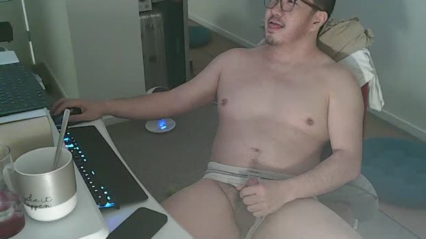 qldpup toys Webcam SHOW @ Cam4 14-02-2025