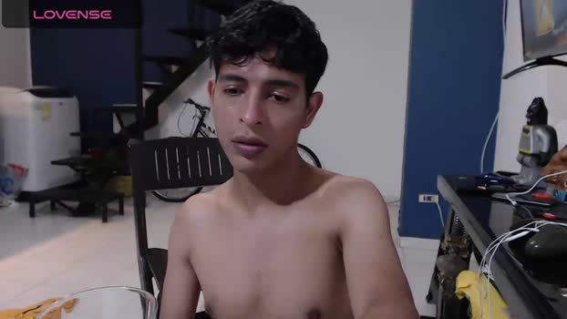 hardsexlove08 fuckher Webcam SHOW @ Cam4 17-02-2025