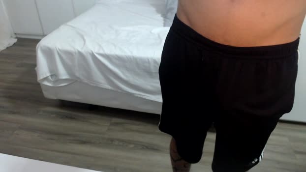GATOXXLBR show Webcam SHOW @ Cam4 20-02-2025