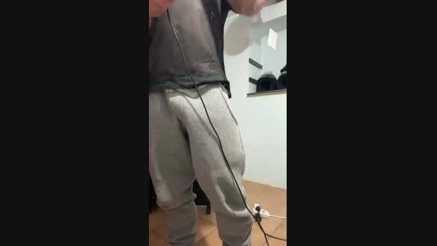 Danyblack1985 lick Webcam SHOW @ Cam4 20-02-2025