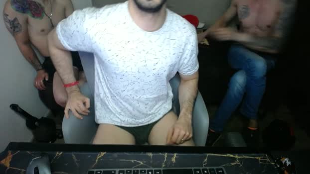 Lealboy squirt Webcam SHOW @ Cam4 22-02-2025