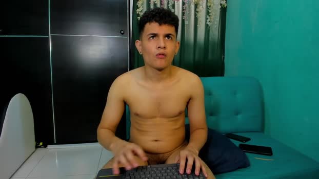 CoupleTwin fuckass Webcam SHOW @ Cam4 26-02-2025
