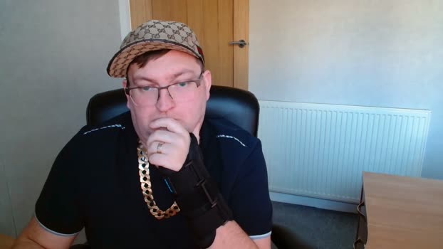 BrummieBoi89 spank Webcam SHOW @ Cam4 28-02-2025