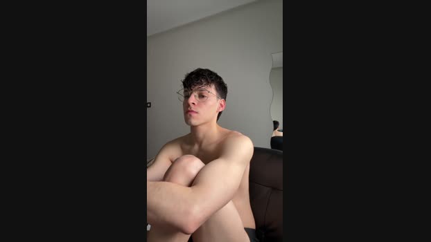 Shyboy911 fuckher Webcam SHOW @ Cam4 03-03-2025