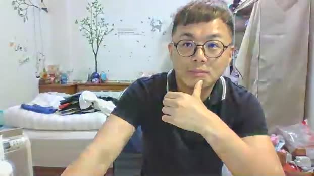 w2xist5 play Webcam SHOW @ Cam4 09-03-2025