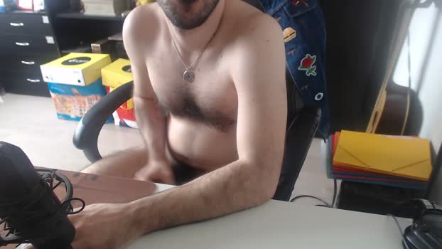 aventurierparis Ass Webcam SHOW @ Cam4 10-03-2025