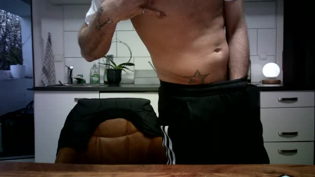 MrGeiZ2512 ass Webcam SHOW @ Cam4 10-03-2025