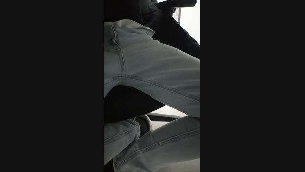 Mr_02_93 handsome Webcam SHOW @ Cam4 12-03-2025