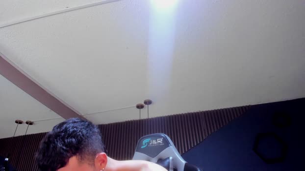 JacksonOlsenn kissing Webcam SHOW @ Cam4 18-03-2025