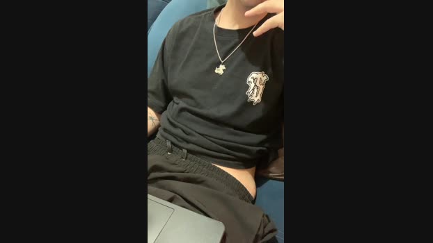 hung_twink20cm Video Webcam SHOW @ Cam4 22-03-2025