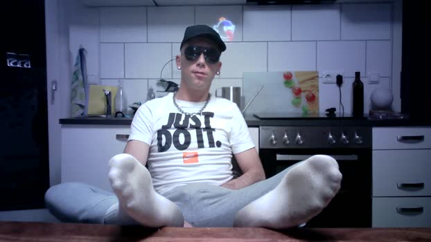 MrGeiZ2512 Nude Webcam SHOW @ Cam4 28-03-2025