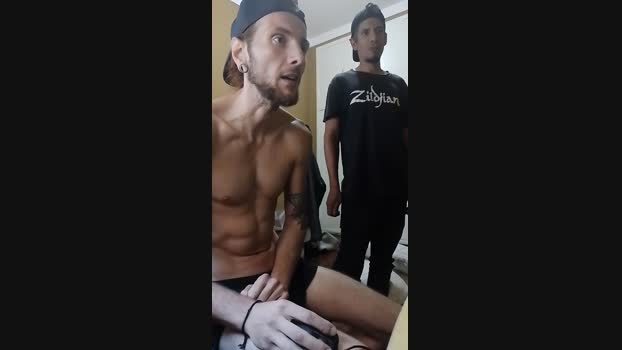 badeen bicurious Webcam SHOW @ Cam4 29-03-2025