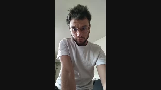 frenchyhothairy cute Webcam SHOW @ Cam4 01-04-2025
