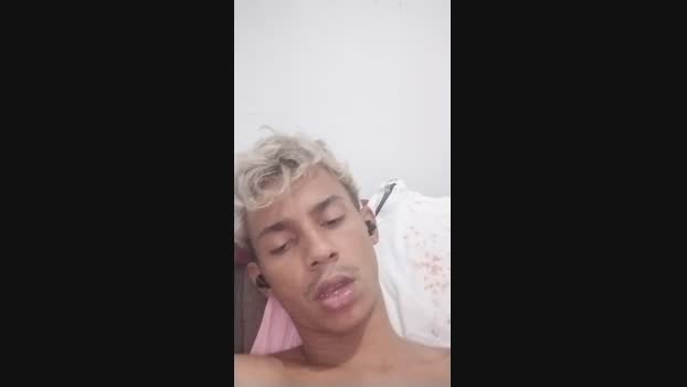 Julioassis fuckass Webcam SHOW @ Cam4 06-04-2025