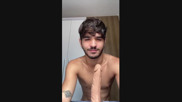 Mauriciobueno20 Webcam Webcam SHOW @ Cam4 10-04-2025