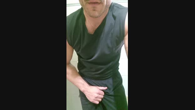 giovan2020 amateur Webcam SHOW @ Cam4 11-04-2025