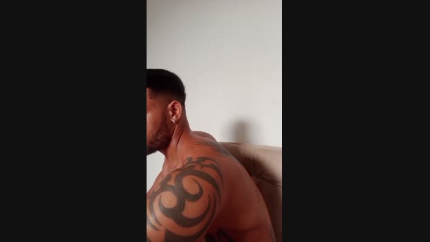 leodot43 bigtoys Webcam SHOW @ Cam4 11-04-2025