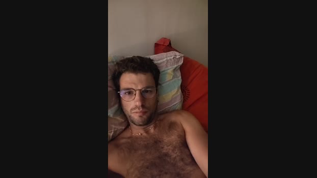 frenchyhothairy fingers Webcam SHOW @ Cam4 11-04-2025