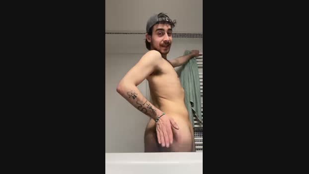 boy_byye Cam Webcam SHOW @ Cam4 13-04-2025