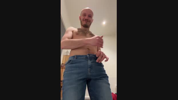 short_and_cute love Webcam SHOW @ Cam4 12-04-2025