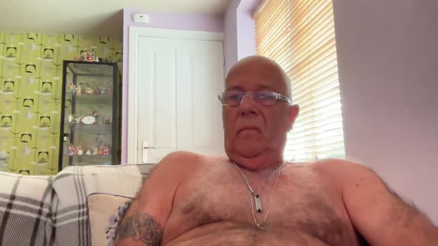 The_helmet7 suckcock Webcam SHOW @ Cam4 14-04-2025