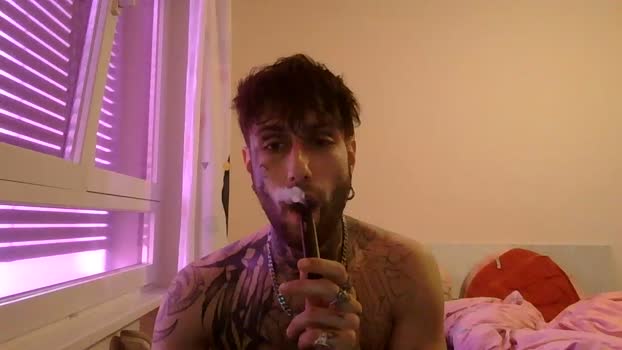 BigProfit95 legs Webcam SHOW @ Cam4 15-04-2025