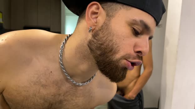 zoneboys_ Download Webcam SHOW @ Cam4 17-04-2025
