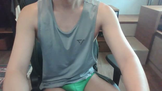 pilarasian cute Webcam SHOW @ Cam4 18-04-2025