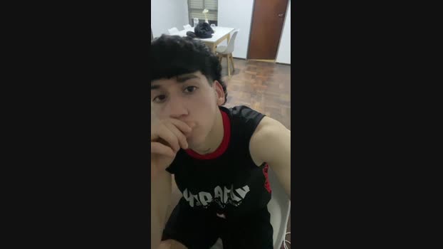 enzovich5 juicy Webcam SHOW @ Cam4 19-04-2025
