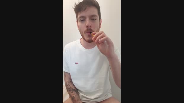 WetDream20 spanking Webcam SHOW @ Cam4 19-04-2025