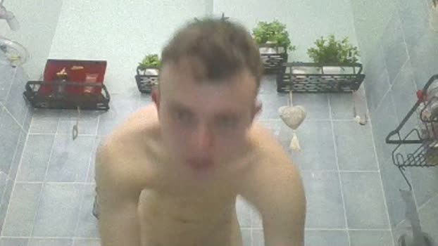affamebi hot Webcam SHOW @ Cam4 20-04-2025